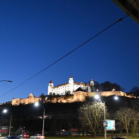 Extralarge Queen Room In The Heart Of Bratislava With Terrace Екстер'єр фото